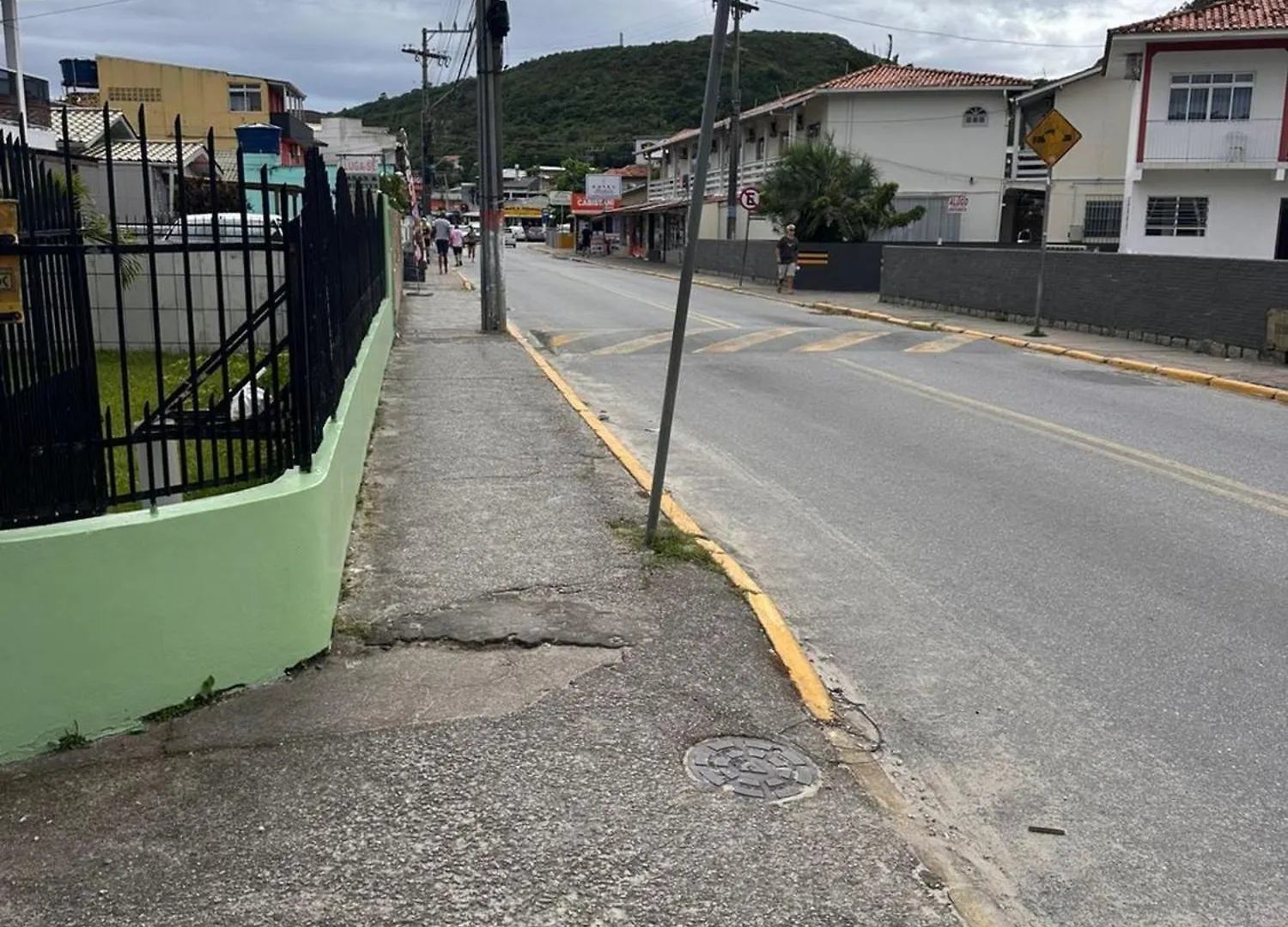 Casa Terrea Com Churrasqueira A Metros Da Praia Florianopolis 0*,