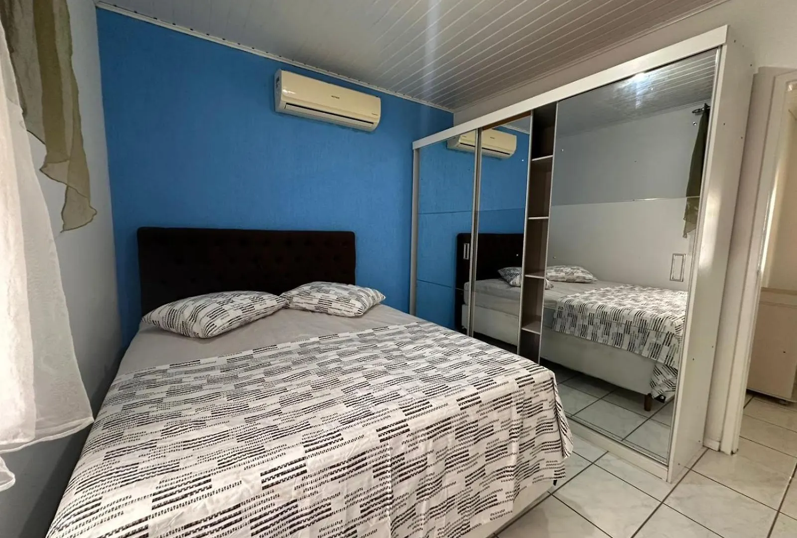 Casa Terrea Com Churrasqueira A Metros Da Praia Florianopolis 0*,