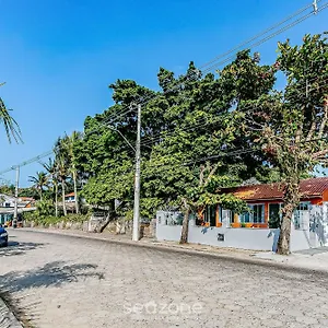 Casa de Férias Aptos E De Frente A Lagoa Da Conceicao Sdr, Florianópolis